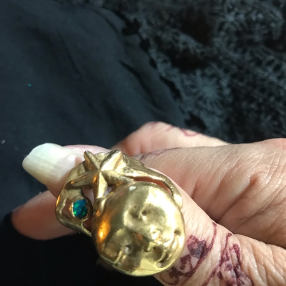 Preowned brass moon face ring - Picture 2 of 4